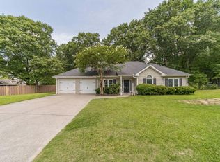 4180 Fox Chase Dr, Loganville, GA 30052