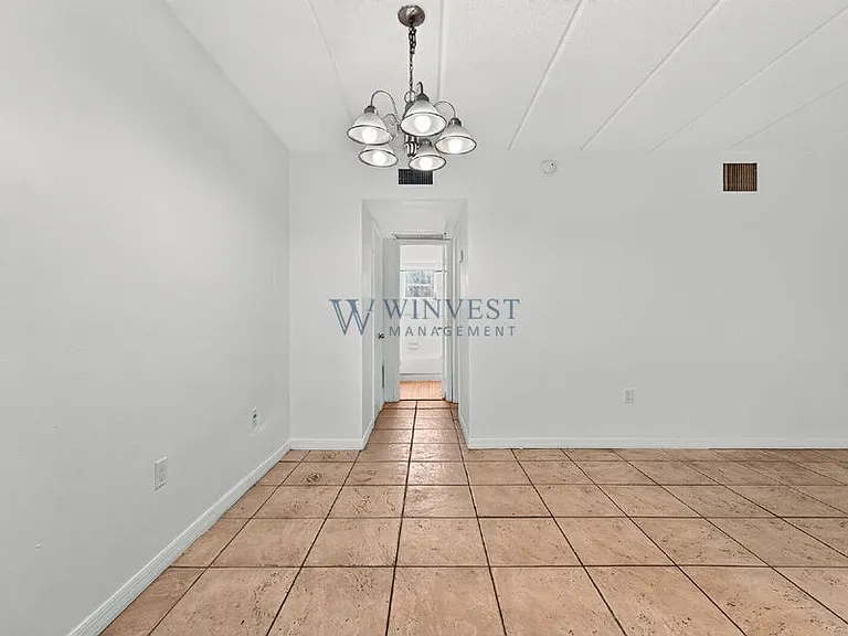 Presidential View Apartments — Photo 28