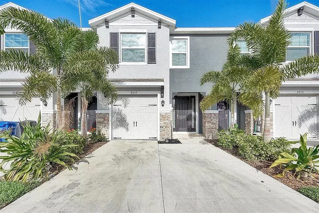 8652 Ice Wine St — Photo 1