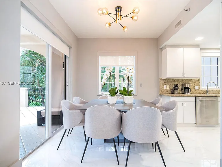 19211 Fisher Island Dr #19211 — Photo 8