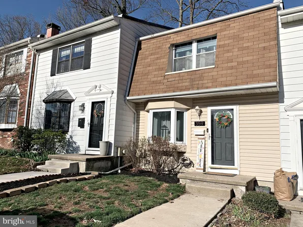 359 Dartmouth Ct, Bensalem, PA 19020