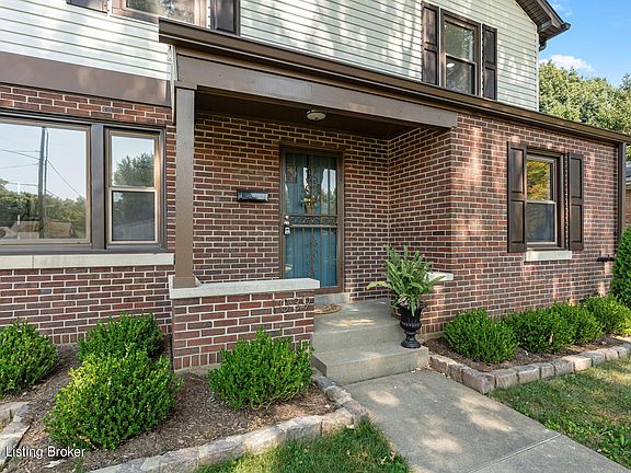 3rd image of 1039 Ardmore Dr