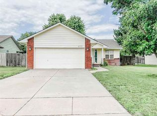 400 E Valley Park Dr, Valley Center, KS 67147