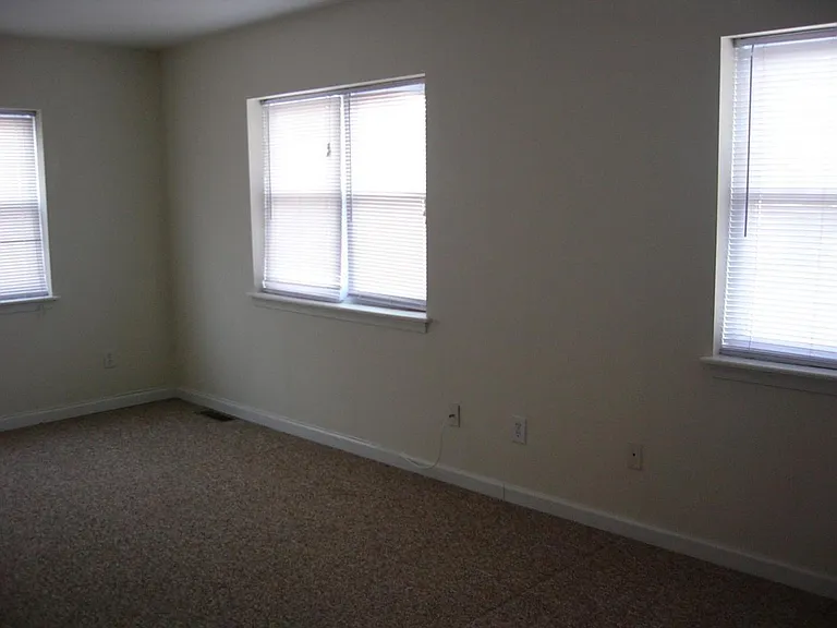 1368 Easton Rd #3 — Photo 22