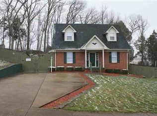 109 Valleyview Dr, Bardstown, KY 40004