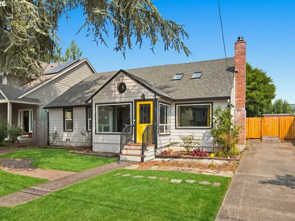 31145 NW Hillcrest St, North Plains, OR 97133