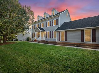 3621 Two Oaks Dr, Greensboro, NC 27410