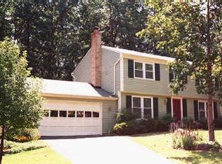1521 Powells Tavern Pl, Herndon, VA 20170