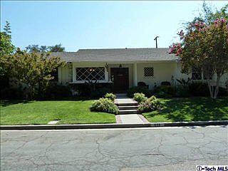 1st image of 608 Durwood Dr
