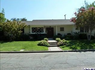 608 Durwood Dr, La Canada Flintridge, CA 91011