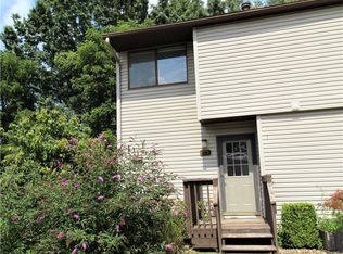 1128 Townsview Pl, Wooster, OH 44691