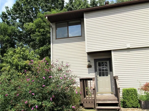 1128 Townsview Pl, Wooster, OH 44691