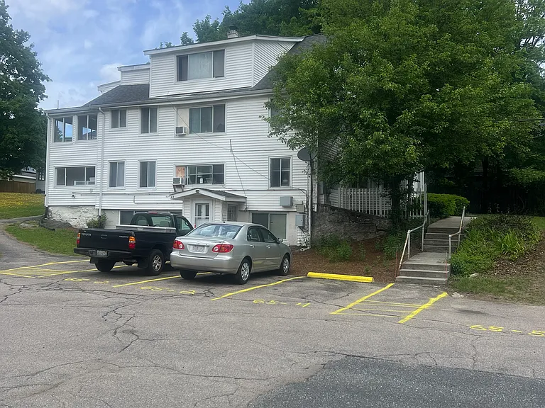 65 Curve St #3 — Photo 2