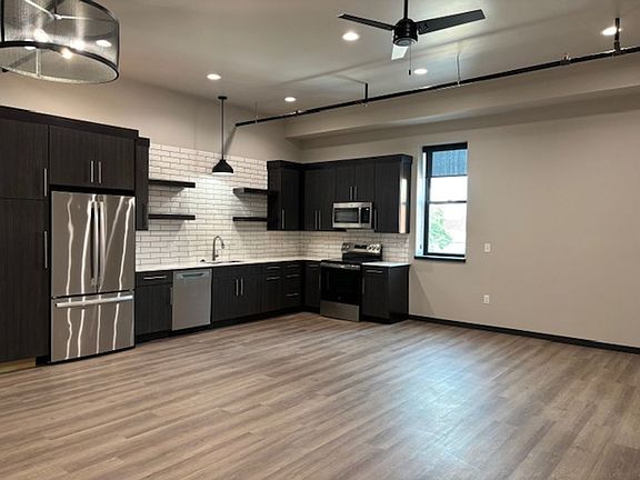 2nd image of 407 W Norfolk Ave #307