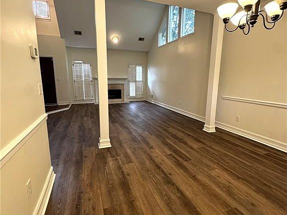 4th image of 3055 Ivey Oaks Ln
