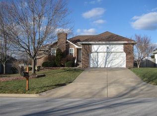 1107 Verna Ln, Nixa, MO 65714