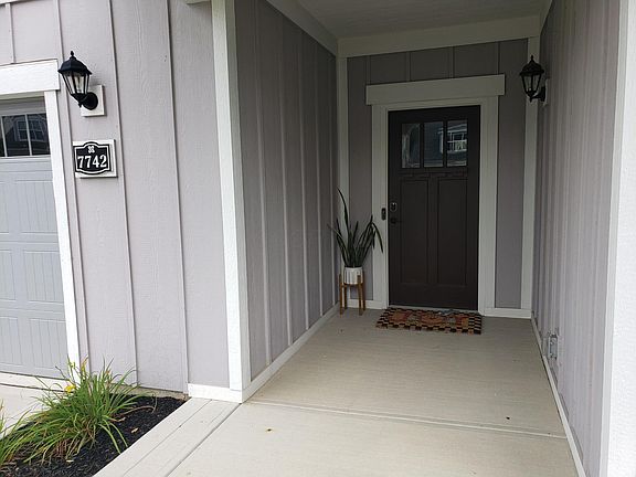 3rd image of 7742 Strickland Dr #11