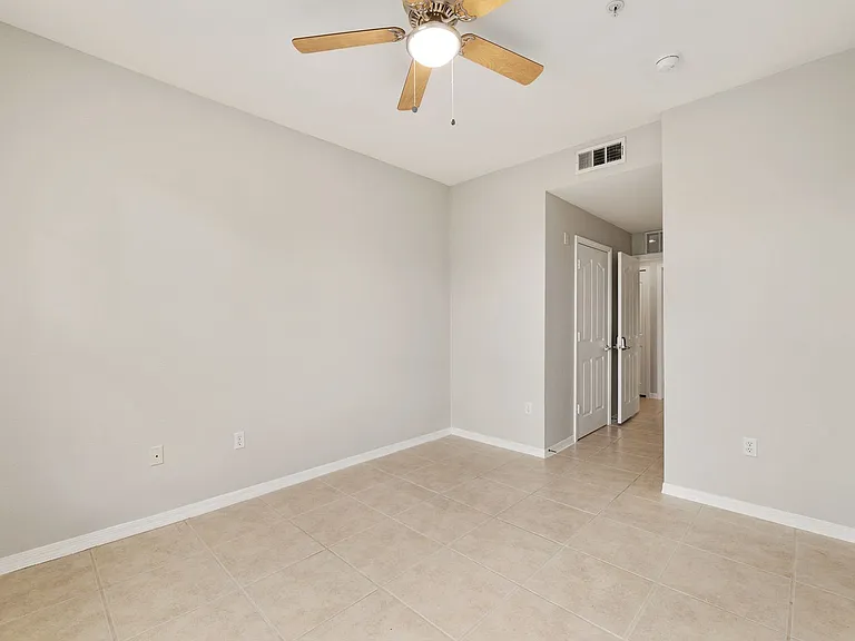 2291 NW 16th Ter #2291 — Photo 18