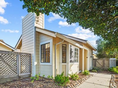 1037 Olympic Ln, Seaside, CA, 93955