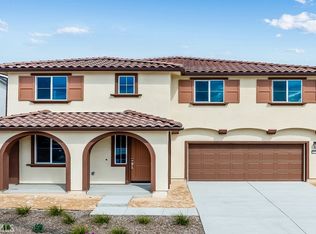 33232 Rusty Ct, Winchester, CA 92596