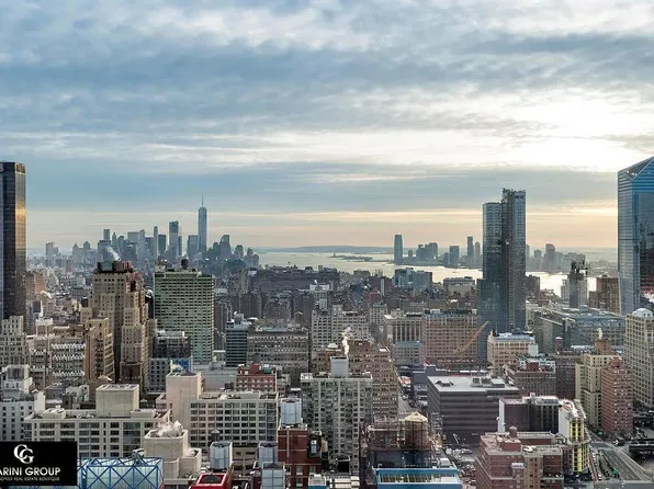 350 West 42nd Street image 6 of 14