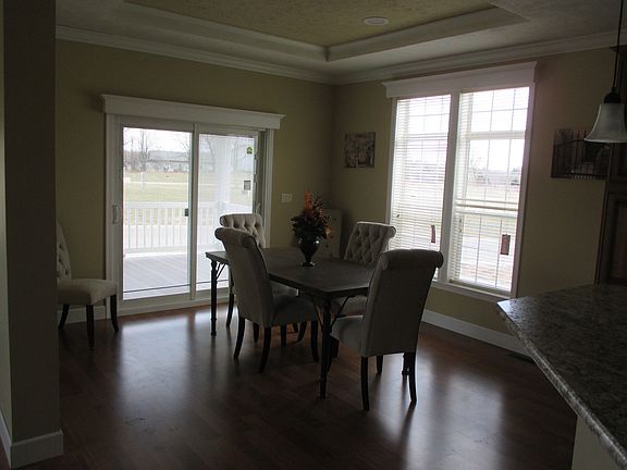 2nd image of 5665 Kingsley Dr NE