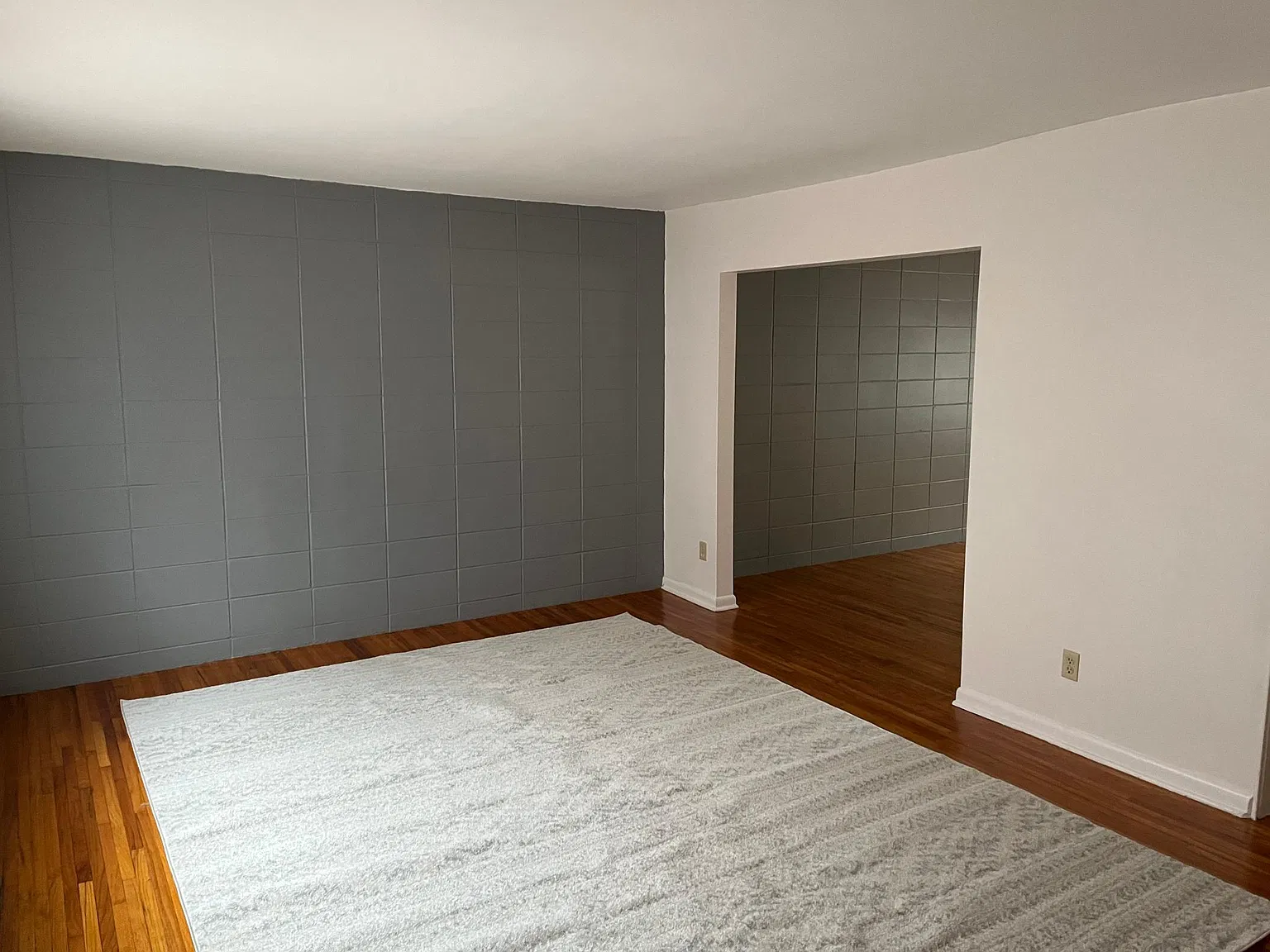 3 bed, 1200 sqft, $1,200 — Photo 3