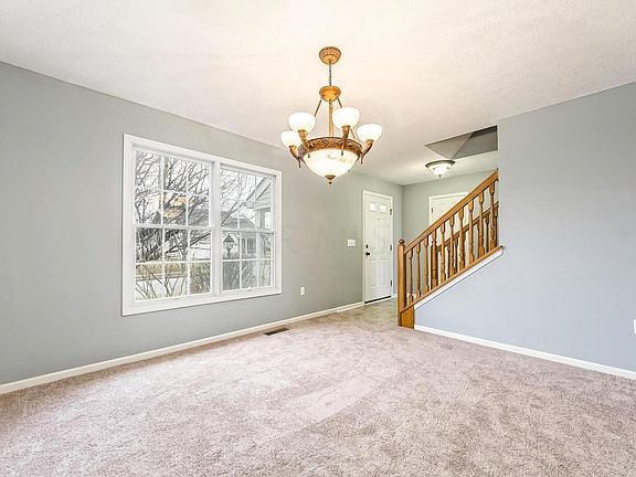 2nd image of 461 Carver St