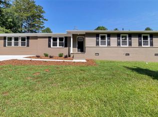 118 Scott Dr, Seneca, SC 29678