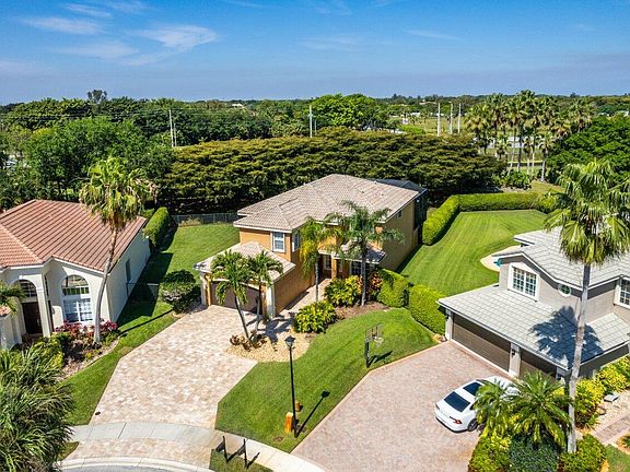 3rd image of 15759 Menton Bay Ct