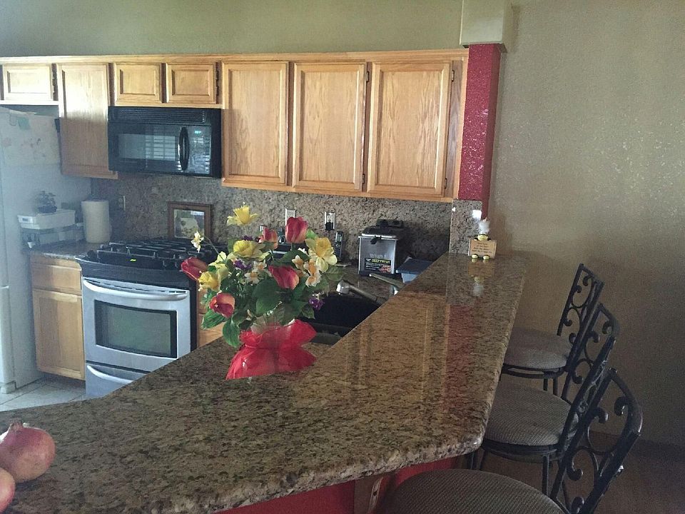 2nd image of 2755 Verstl Way
