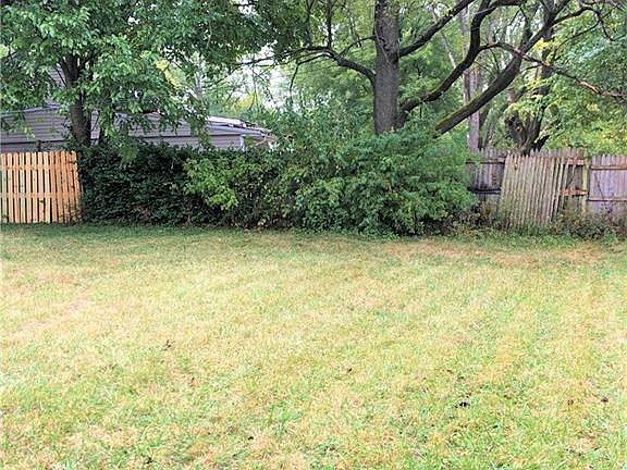 4th image of 8537 E 42nd Pl
