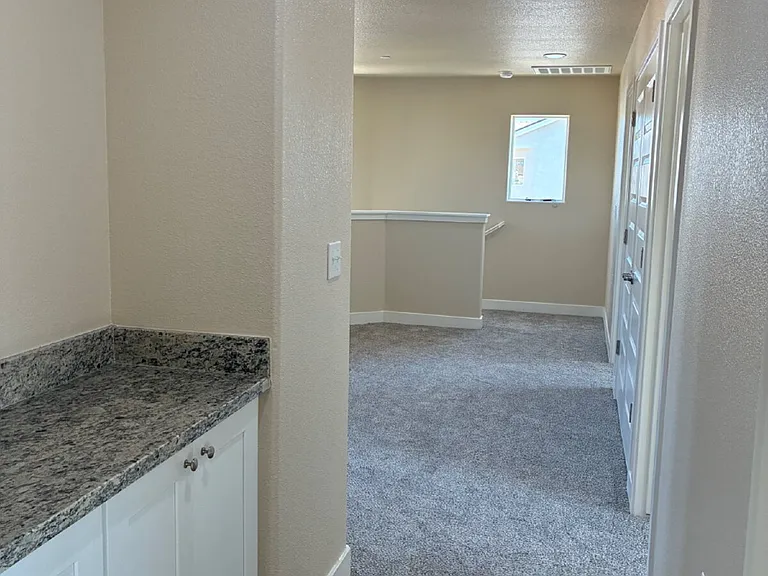 3621 Venice Ave — Photo 29