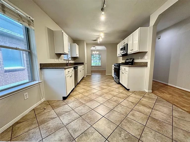 21907 Willow Downs Dr — Photo 7