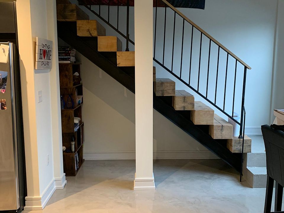 1st image of 0 N Broad St #301