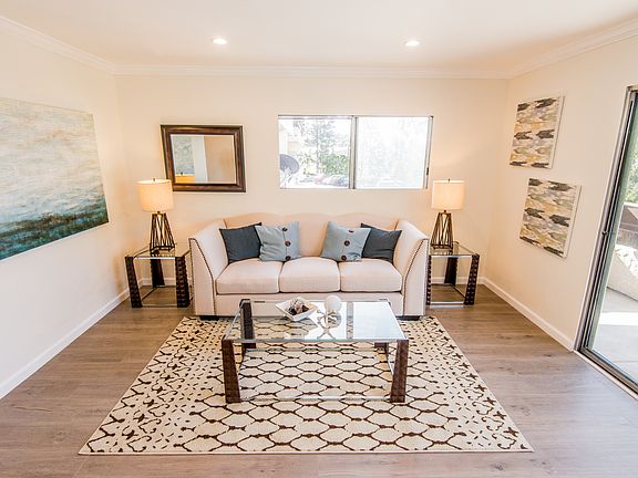 3rd image of 2700 Cahuenga Blvd E APT 2102