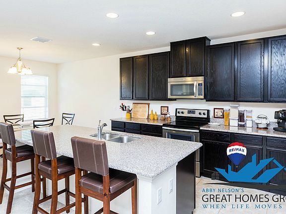 5th image of 2724 Monticello Way