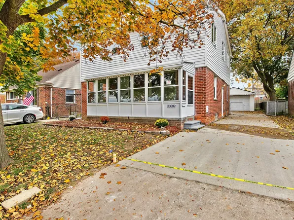 33589 Forest St, Wayne, MI 48184