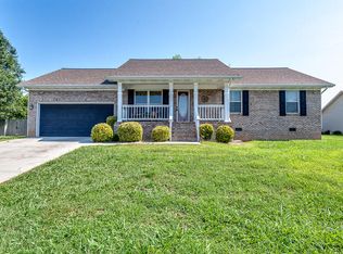 5509 Brandon Park Dr, Maryville, TN 37804