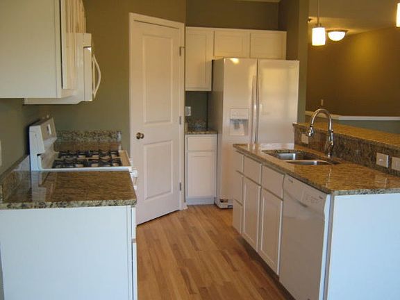 5th image of 1254 S Village Cir #22
