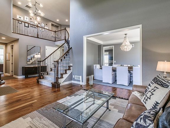 4th image of 6605 Esmeralda Dr