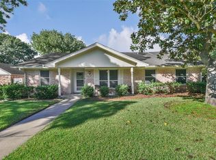 10415 Carlow Ln, La Porte, TX 77571