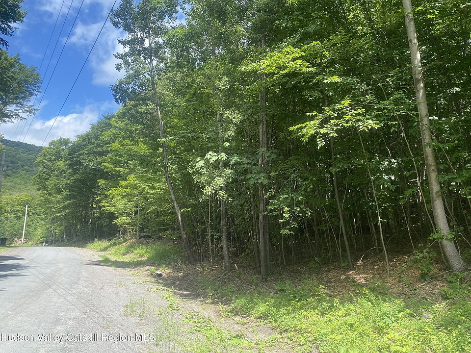 1st image of 140 Arbor Road