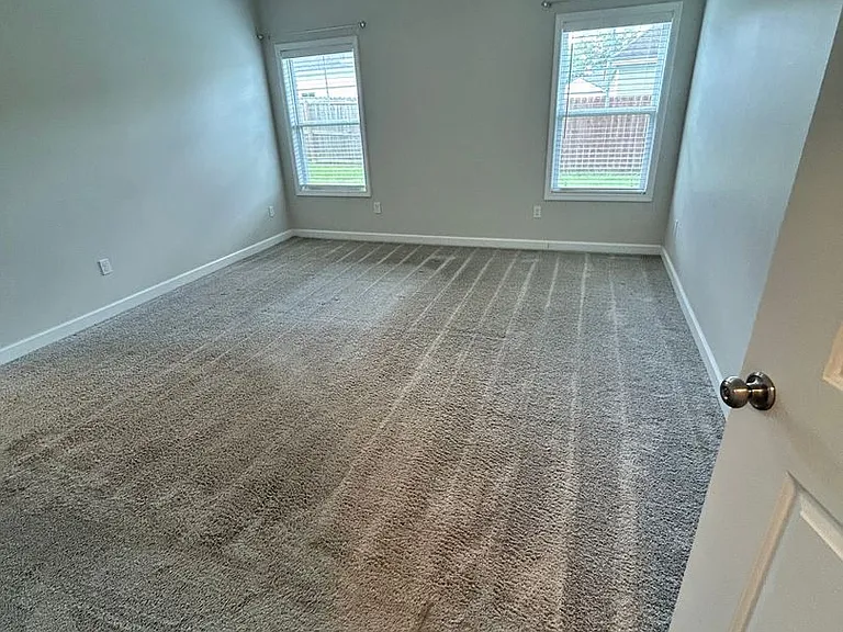 410 Thornbird Loop — Photo 9