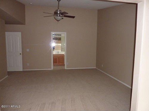 5th image of 10829 E Covina St