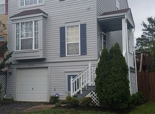 46706 Sandalwood Sq, Sterling, VA 20164