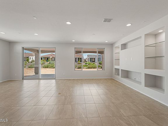 4th image of 26973 W LONE CACTUS Drive