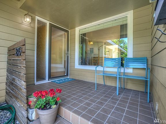 3rd image of 1815 Forest Hill Dr SE