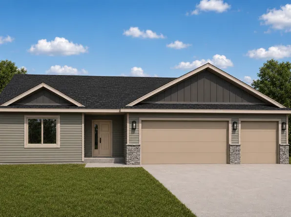286 Three Lakes Dr, Madison Lake, MN 56063