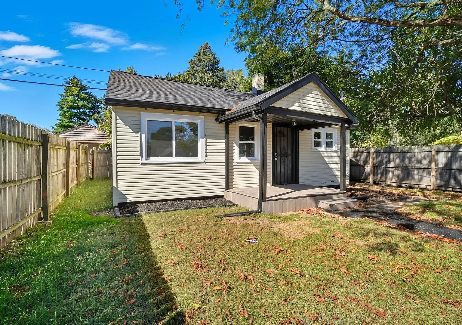 1 bed, 1.0 bath, 600 sqft, $850 — Photo 3